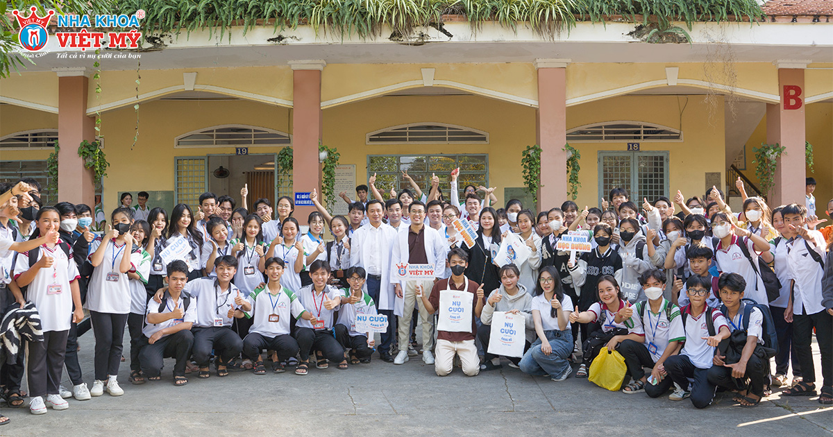 Hơn 1000 học sinh tham gia Nha khoa Học Đường tổ chức tại Trường THPT Kiên Lương